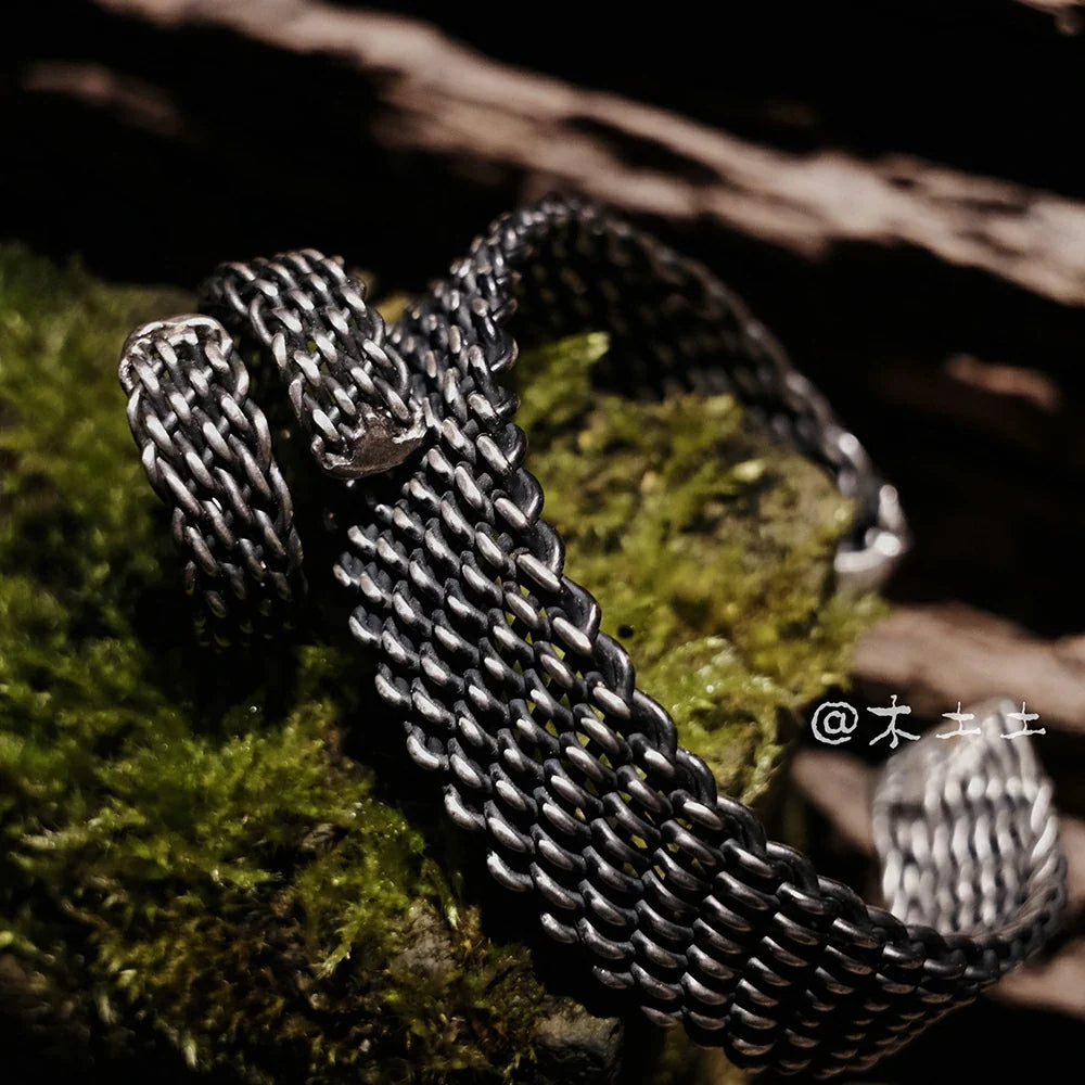 The Ridge Woven Collection